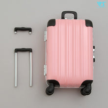 Load image into Gallery viewer, Spinner Luggage (Pink)